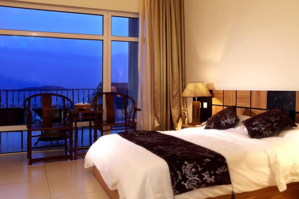 Wanbo Hotel Sanya Exterior photo